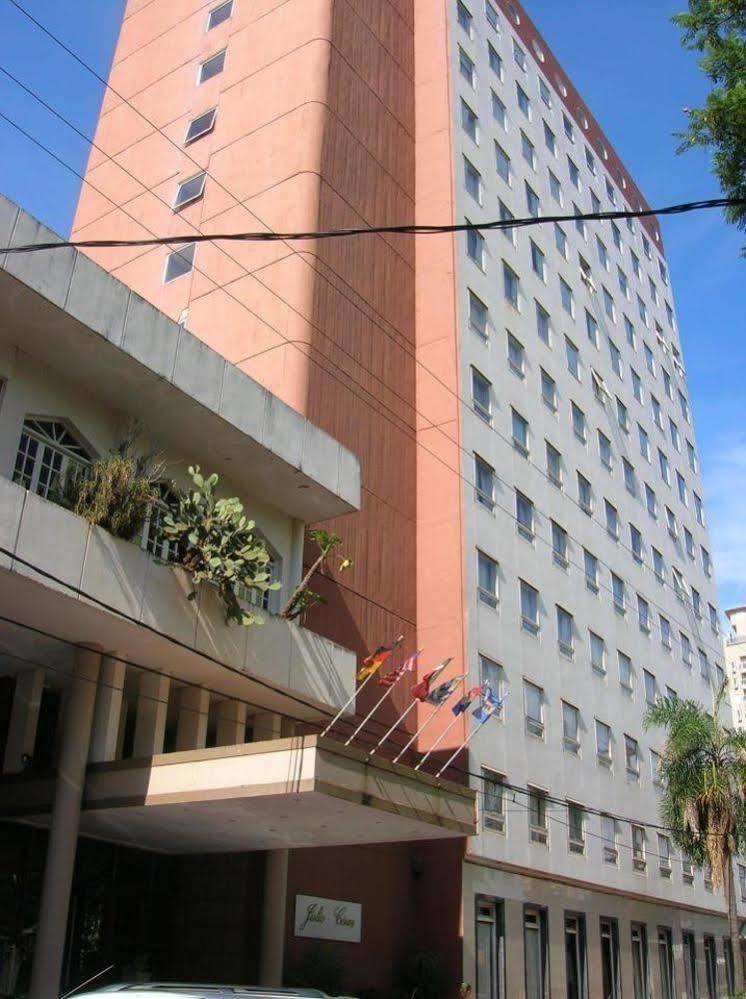 Julio Cesar Hotel Posadas Bagian luar foto